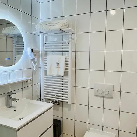 Libers Hotel *